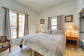 'dolorable' Home w/ Yard - Walk to River!