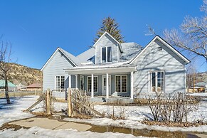 'dolorable' Home w/ Yard - Walk to River!