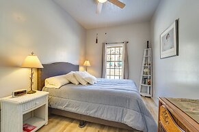 'dolorable' Home w/ Yard - Walk to River!