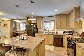 Stylish Chetek Hideaway w/ Lake + Dock Access!