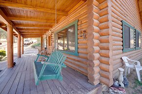 Cozy Cabin Near Sequoia Natl Forest on 3 Acres!