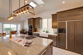 Golf Course Views: Stunning Oasis in Phoenix!