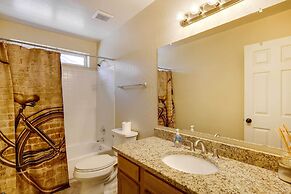 Golf Course Views: Stunning Oasis in Phoenix!