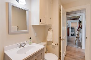 Chic Columbia Home < 2 Mi to Historic Square!