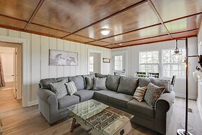 Chic Columbia Home < 2 Mi to Historic Square!