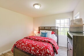 Chic Columbia Home < 2 Mi to Historic Square!