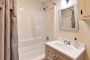 Chic Columbia Home < 2 Mi to Historic Square!