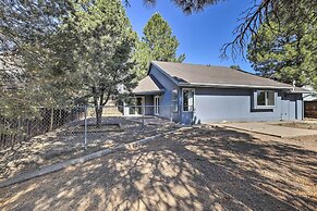 Modern Flagstaff Retreat ~ 4 Mi to Downtown!