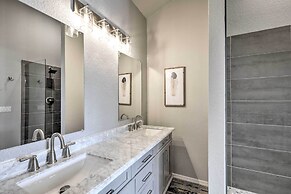 Modern Flagstaff Retreat ~ 4 Mi to Downtown!