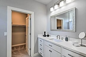 7 Mi to Dtwn Phoenix: Home w/ Patio & Yard