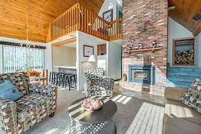 Poconos Cabin on 3 Acres - 5 Mi to Blue Mountain!