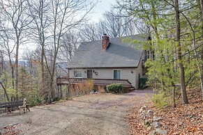 Poconos Cabin on 3 Acres - 5 Mi to Blue Mountain!