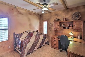 Pet-friendly Lake Havasu Gem: Patio, Grill & Yard