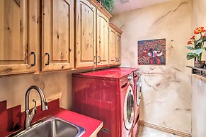 Patio, Grill & Yard: Pet-friendly Lake Havasu Gem