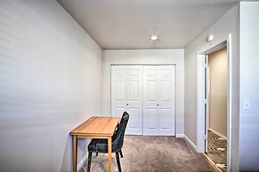 Convenient Burien Getaway: 12 Mi to Dtwn Sea!