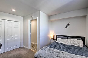 Convenient Burien Getaway: 12 Mi to Dtwn Sea!