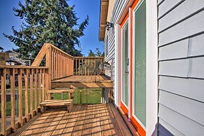 Convenient Burien Getaway: 12 Mi to Dtwn Sea!