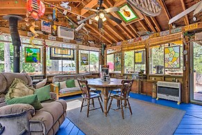 Charming Hampton Bays Home 5 Mi to Coopers Beach