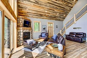 Pequot Lakes Retreat w/ Beach + Fire Pit!