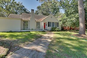 Cozy Montgomery Home: Just 2 Mi to Downtown!