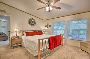 Cedar Creek Lake Access: Retreat w/ Deck