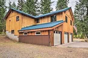 Cabin w/ Hot Tub, By Crater Lake Nat'l Park!