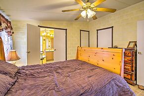 Cozy Yuma Retreat w/ Furnished Patio & Grill!