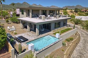 Fountain Hills Escape w/ Panoramic Mtn Views!
