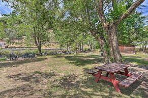 Cotopaxi Escape w/ Game Room on Arkansas River!
