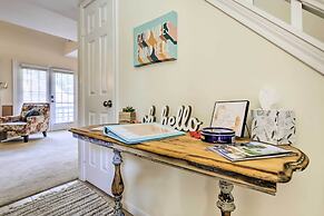 Lovely Norwich Villa, On Golf Course w/ Amenities!