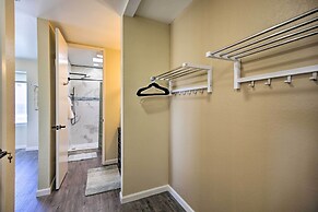 Stunning Oceanside Condo: Walk to the Beach!