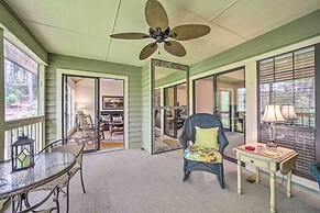 Scenic Sapphire Condo w/ Deck + Gas Grill!