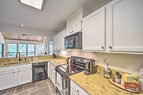 Scenic Sapphire Condo w/ Deck + Gas Grill!