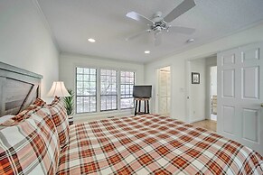 Scenic Sapphire Condo w/ Deck + Gas Grill!