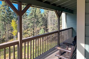 Hilltop Haven in Florissant: Deck + Mountain View!