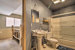 Hilltop Haven in Florissant: Deck + Mountain View!