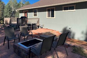 Hilltop Haven in Florissant: Deck + Mountain View!