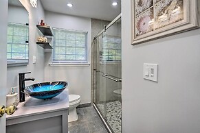 Bayville Getaway w/ Fire Pit - 2 Mi to Beach!