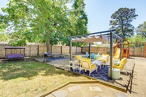 Bayville Getaway w/ Fire Pit - 2 Mi to Beach!