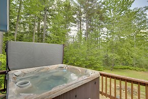 Bethel Chalet w/ Hot Tub: 3 Miles to Sunday River!
