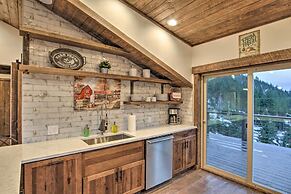 Homey Cle Elum Lake Apt w/ Shared Hot Tub & Views!