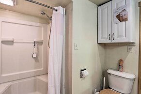 Cozy Black Hills Cabin w/ Deck ~ 3 Mi to Deadwood!