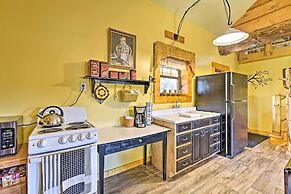 'honey House Cabin' - A Quiet Countryside Retreat!