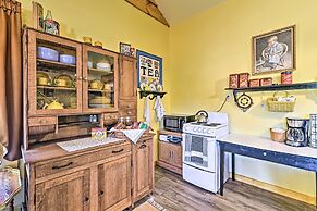 'honey House Cabin' - A Quiet Countryside Retreat!