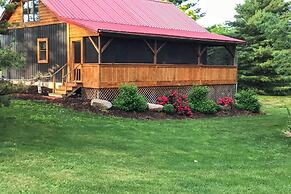 'honey House Cabin' - A Quiet Countryside Retreat!