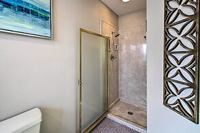 Walk to Lake Hamilton: 'to-do' Home w/ Pool Access