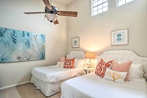 Horseshoe Bay Townhome w/ Patio & Outdoor Pool!