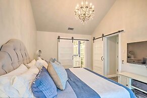 Horseshoe Bay Townhome w/ Patio & Outdoor Pool!