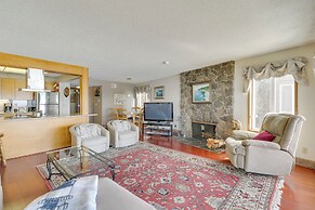 Lincoln City Oceanfront Condo, Near Lincoln Beach!