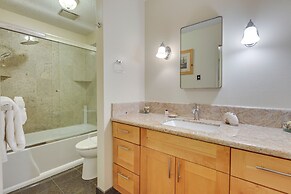 Lincoln City Oceanfront Condo, Near Lincoln Beach!